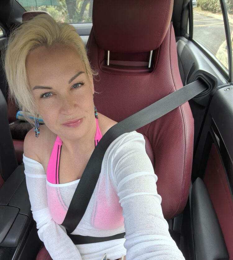  52946177  Katya, 37 ,    