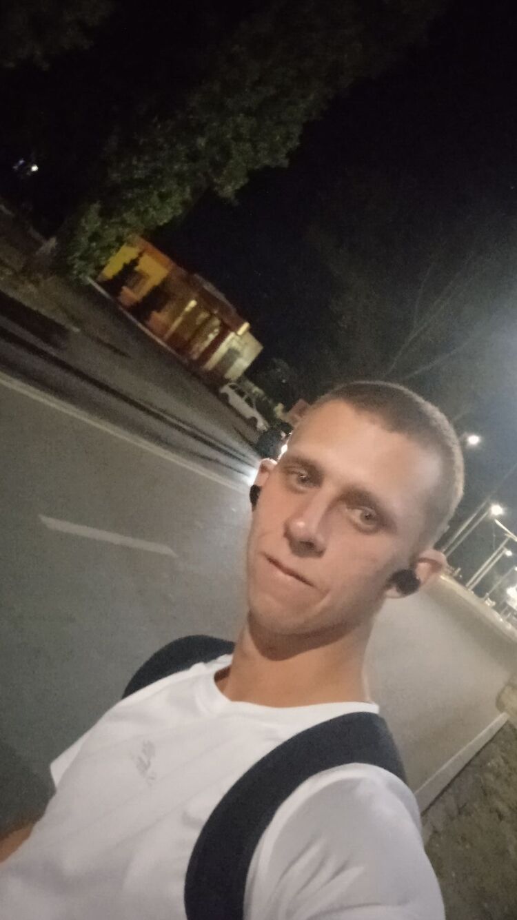  30325037  , 27 ,    
