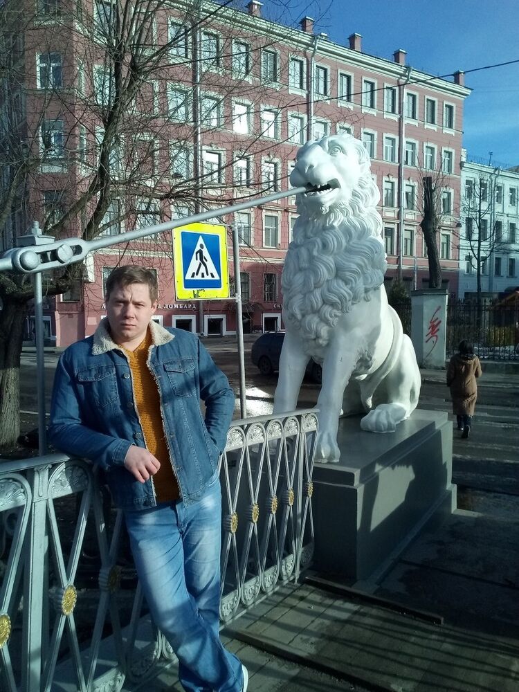  25645477  Ilya, 33 ,    -