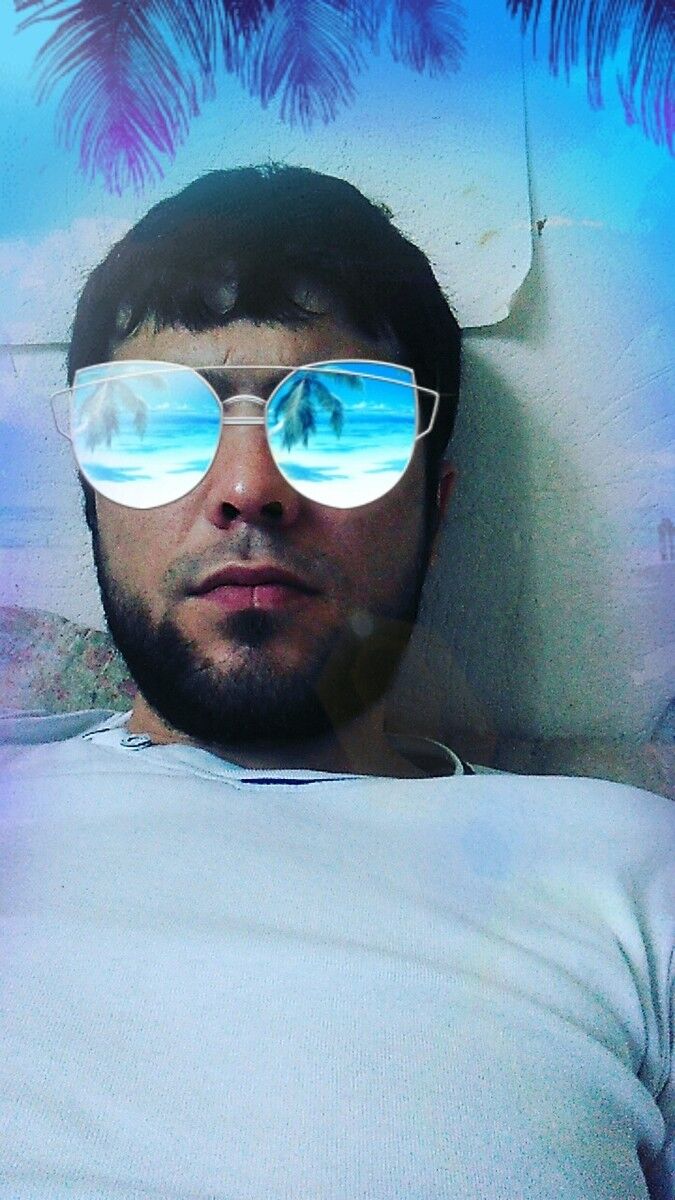  ,   Doston, 32 ,  