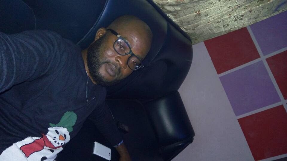  ,   Charles, 47 ,   ,   , c 