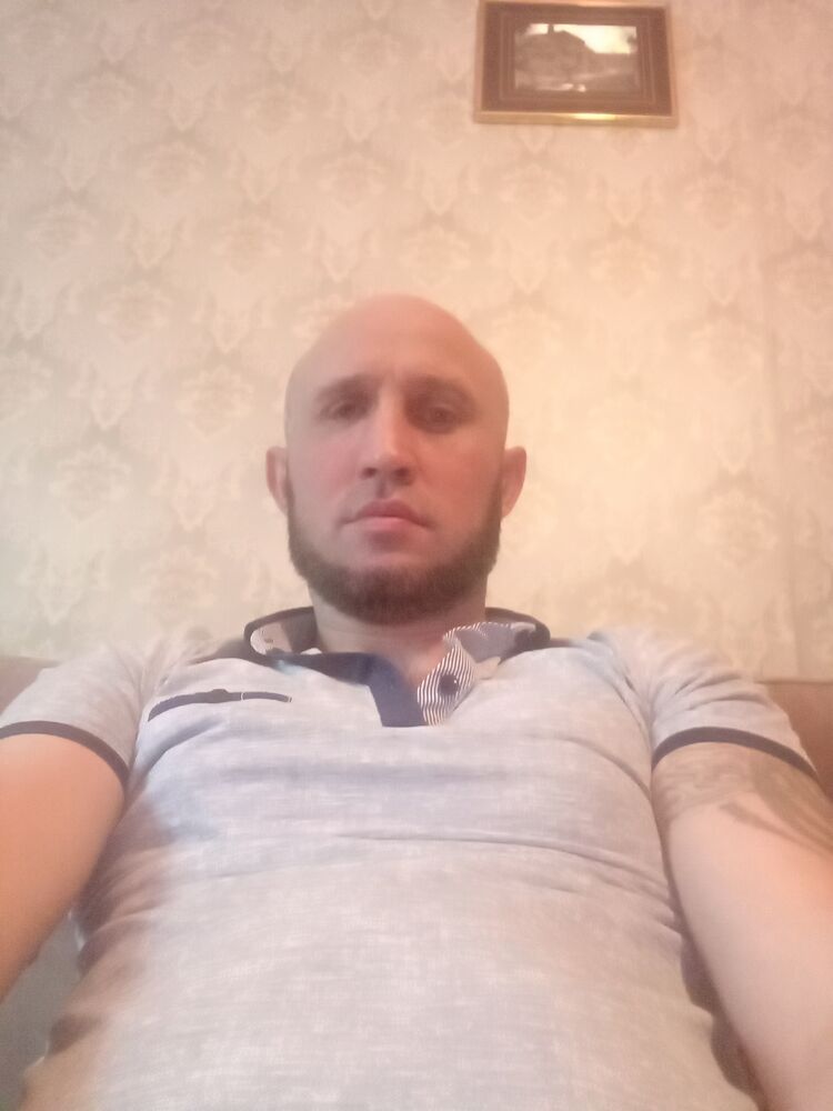  33781127  , 37 ,    