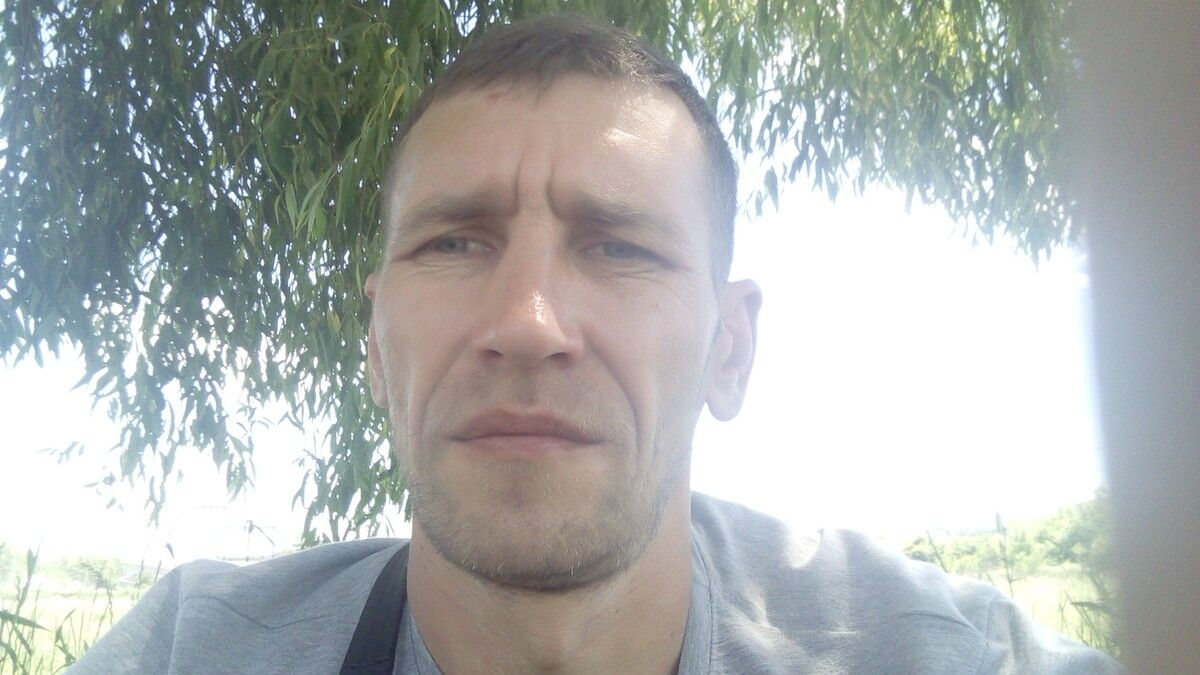  9669997  Gheorghe, 40 ,    