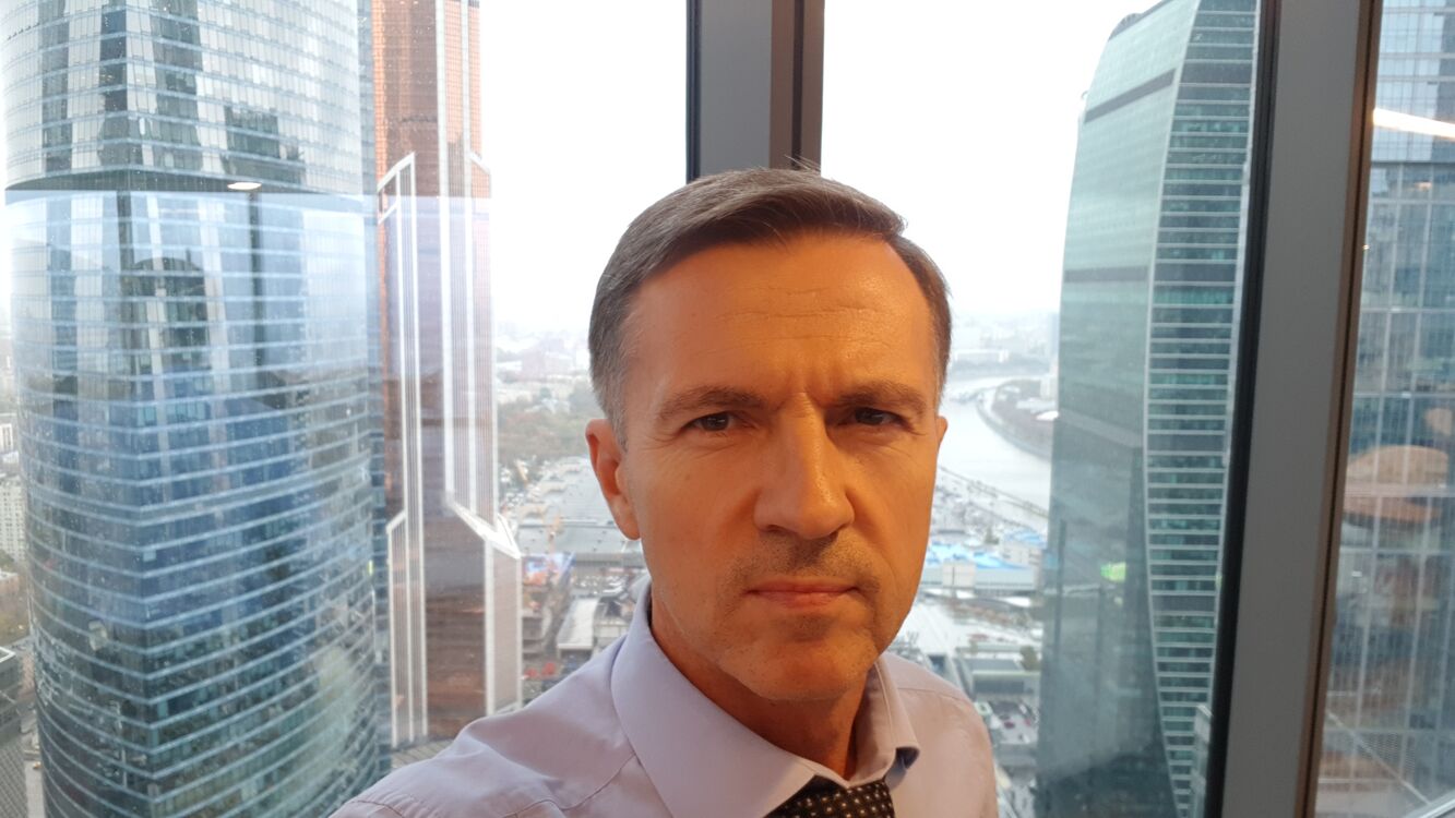  48800547  Pavel, 47 ,    