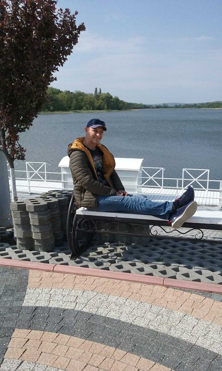  17745677  , 42 ,    