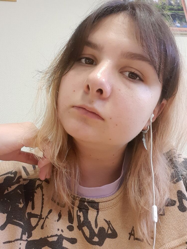  ,   Anastasia, 26 ,   ,   