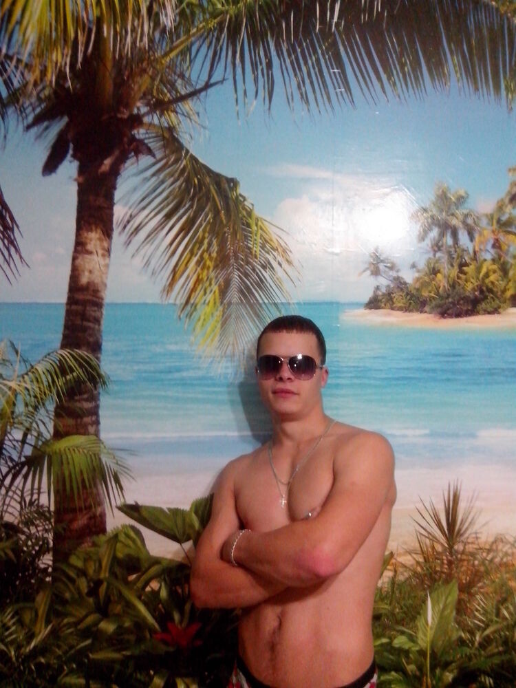  4773797  DERZKIY, 37 ,    