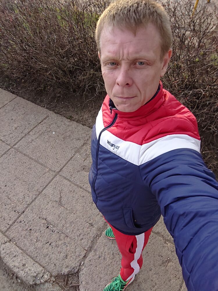   ,   Daniel, 45 ,   ,   , c , 