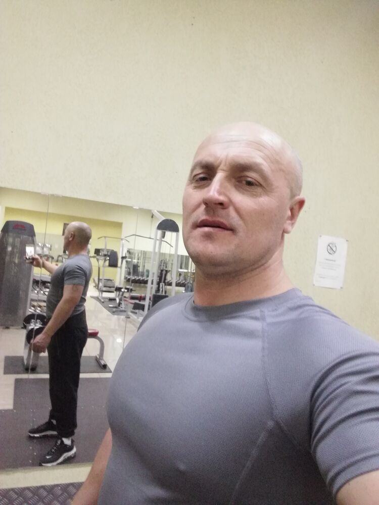  43470777  , 41 ,    --