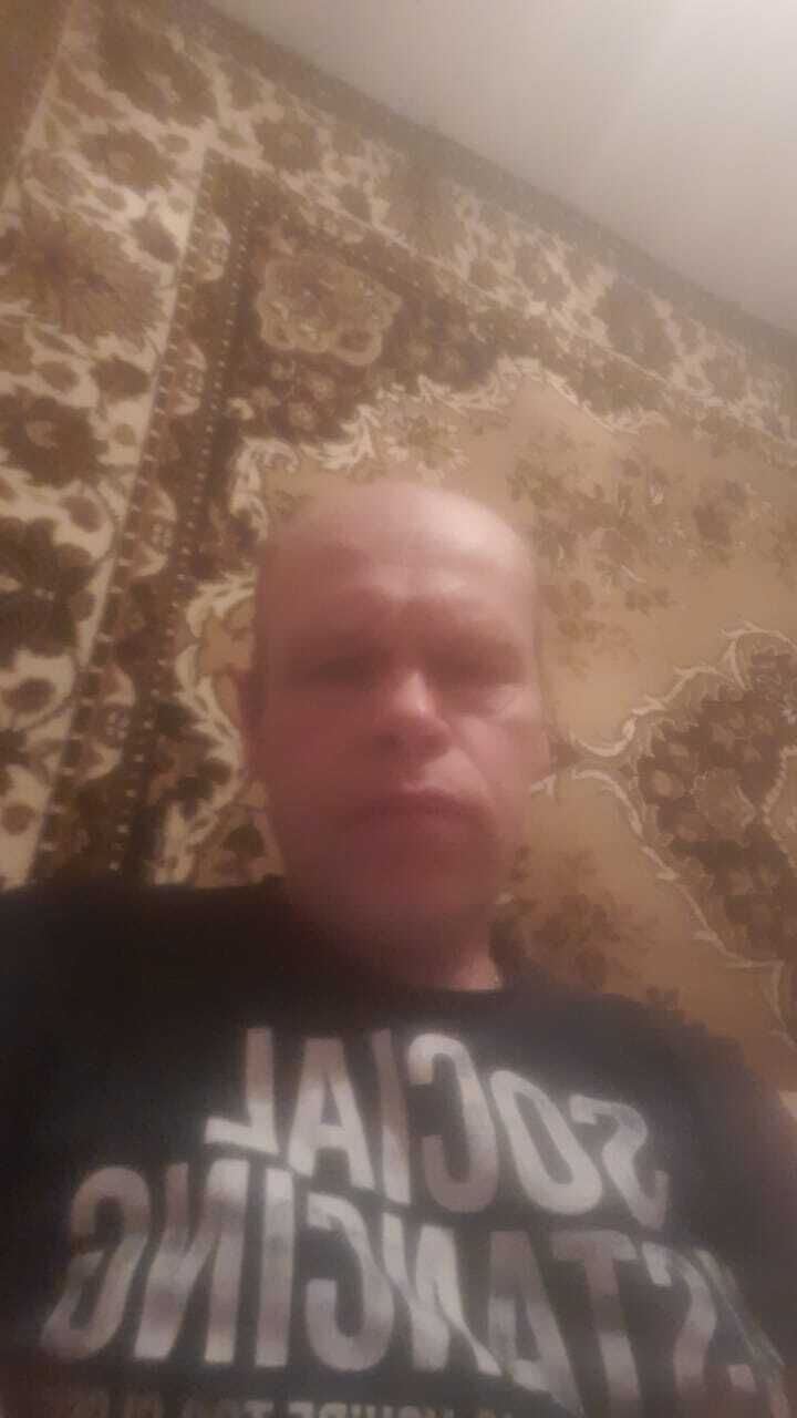 42408677  , 48 ,    