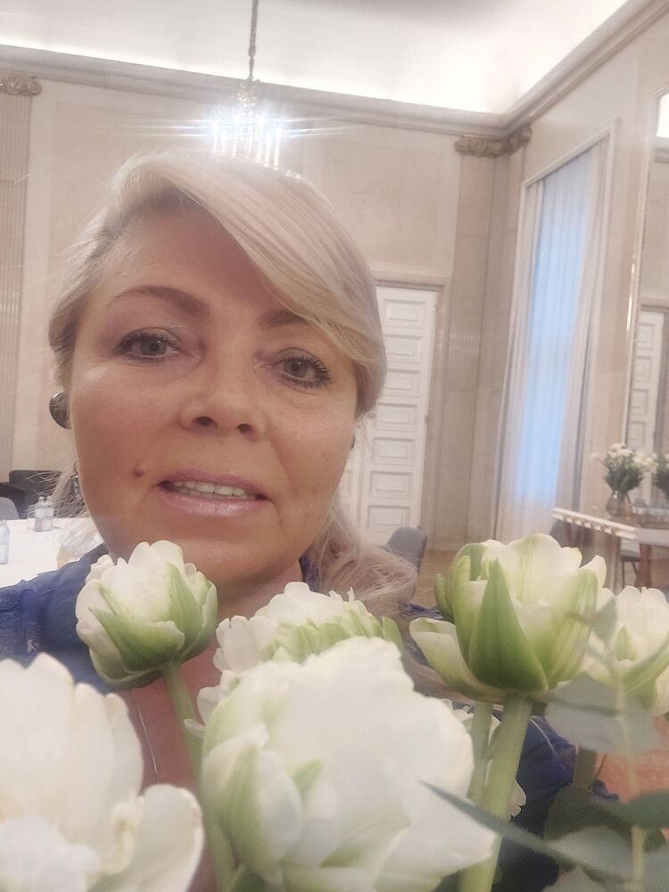  30166857  Tatiana, 56 ,    