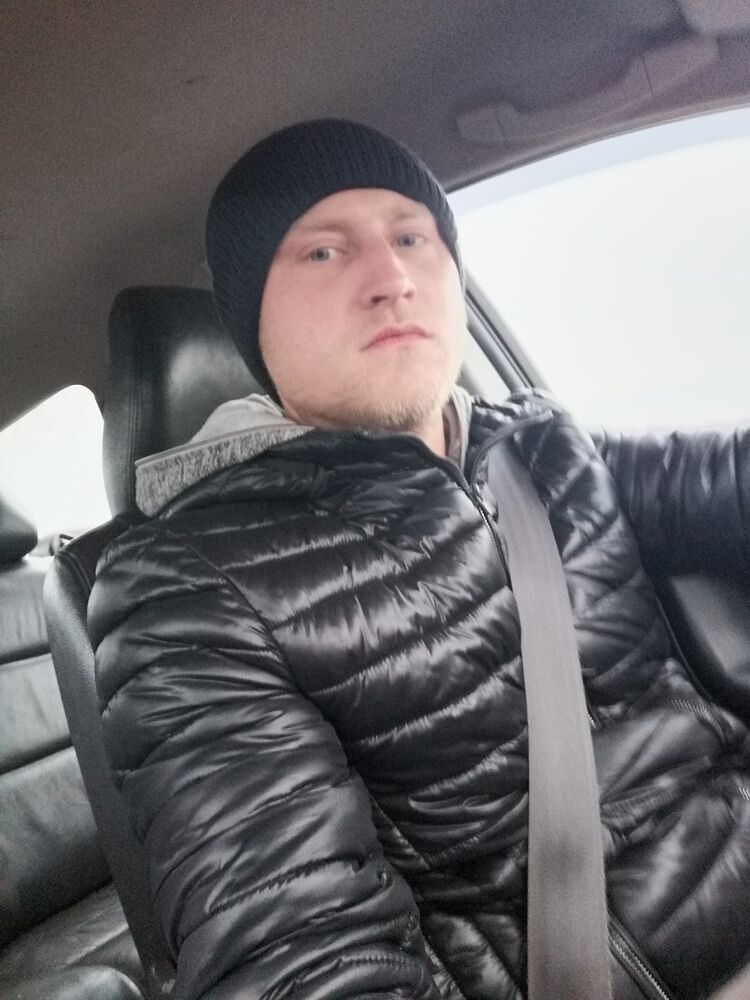  ,   Oleg, 35 ,   ,   , c 