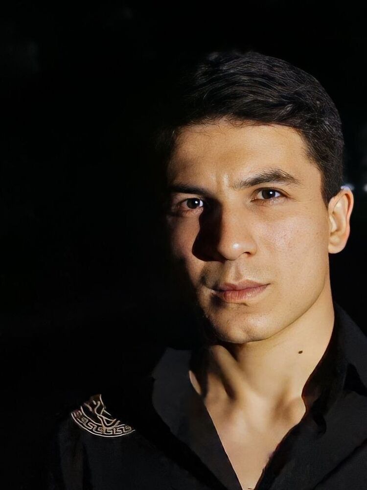  ,   Sharofjon, 21 ,   ,   