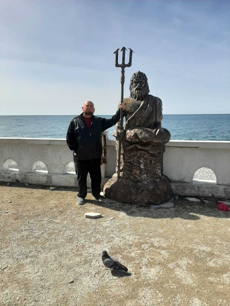  ,   Oleg bigrant, 47 ,   ,   