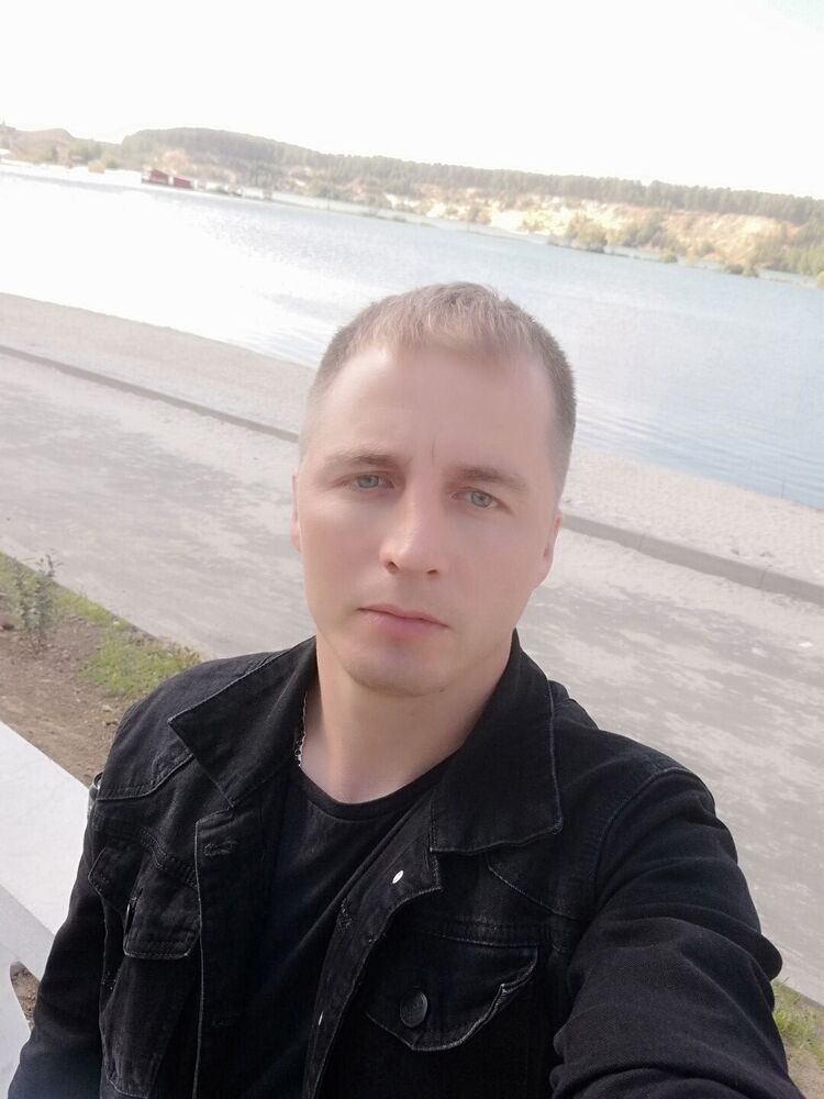  28729427  , 38 ,    