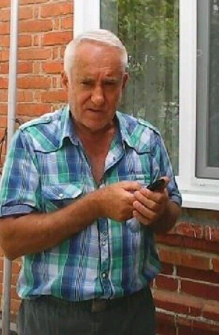  46986467  , 77 ,    