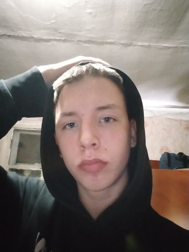  41374237  , 19 ,    