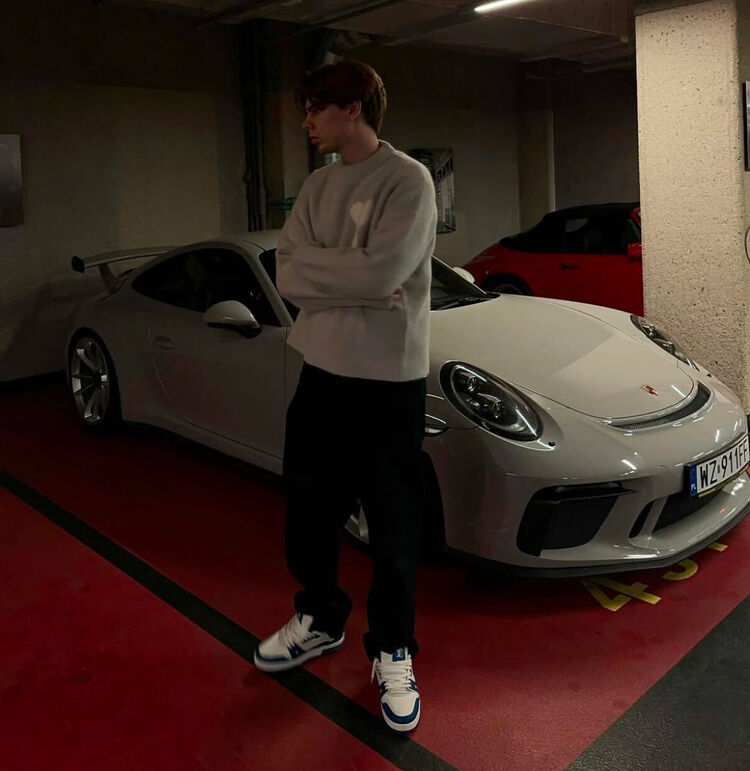 ���� 48074297 ����� ����, 22 ����, ���� ���������� � ������