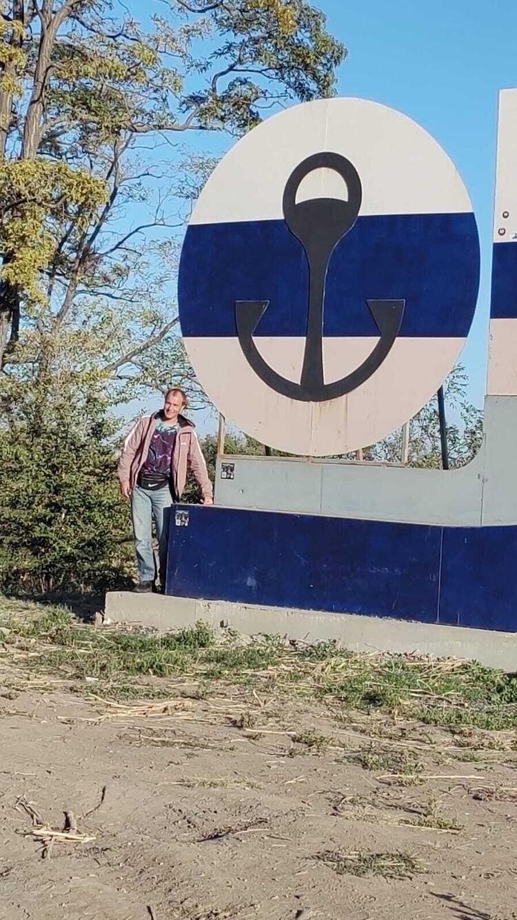  46813727  , 35 ,    
