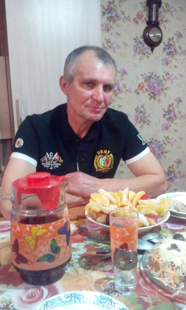  14715077  Qennadij, 59 ,    