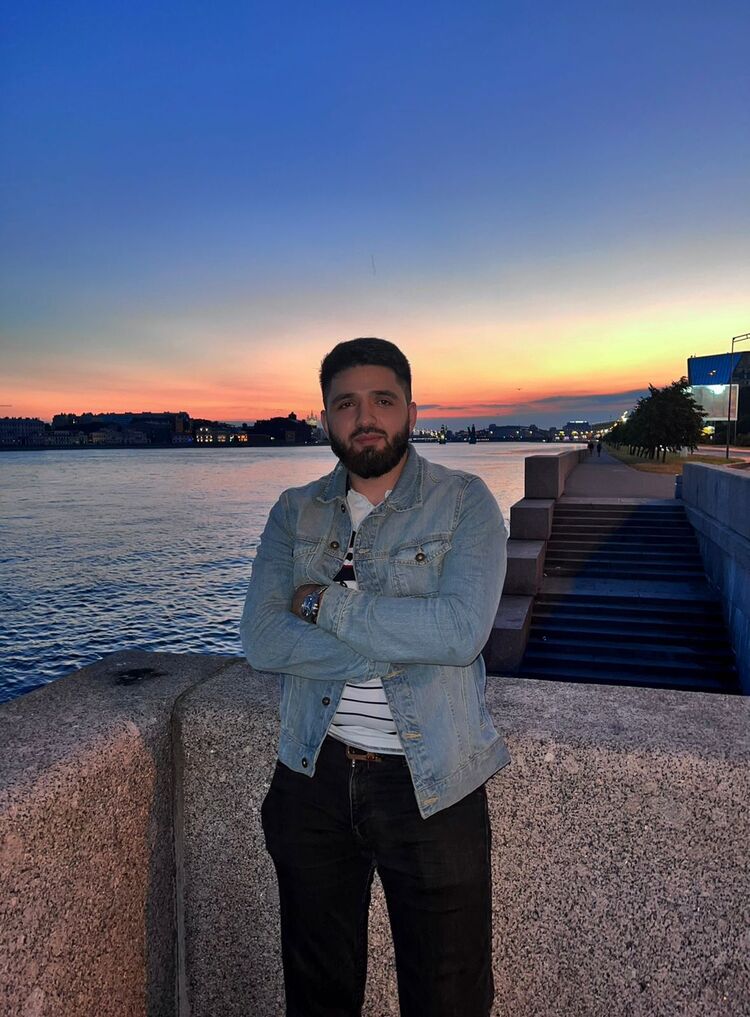  ,   Vardan, 29 ,   ,   