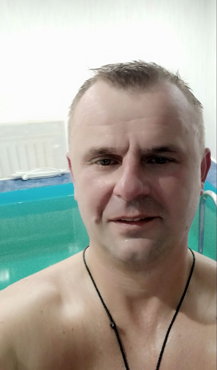  52752667  Igor, 50 ,    