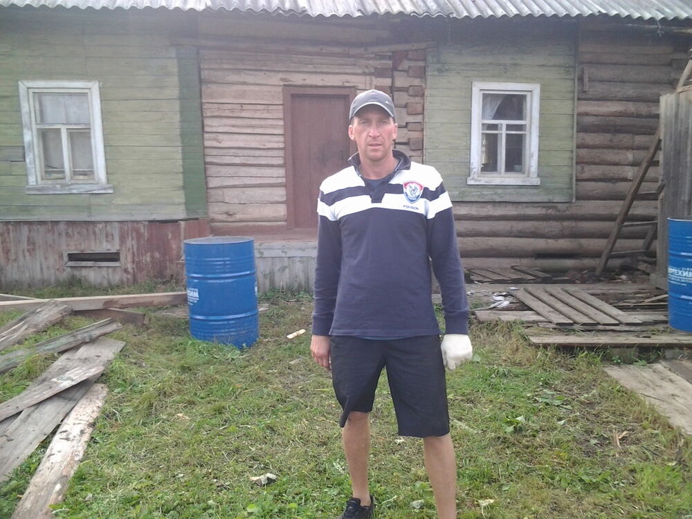  4905327  Anton, 45 ,    