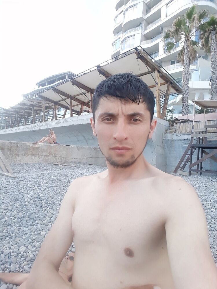  20269777  HUSEIN, 36 ,    