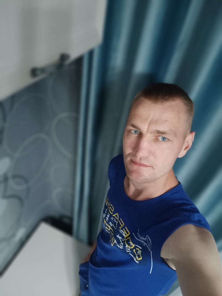  52835317  Ruslan, 30 ,    