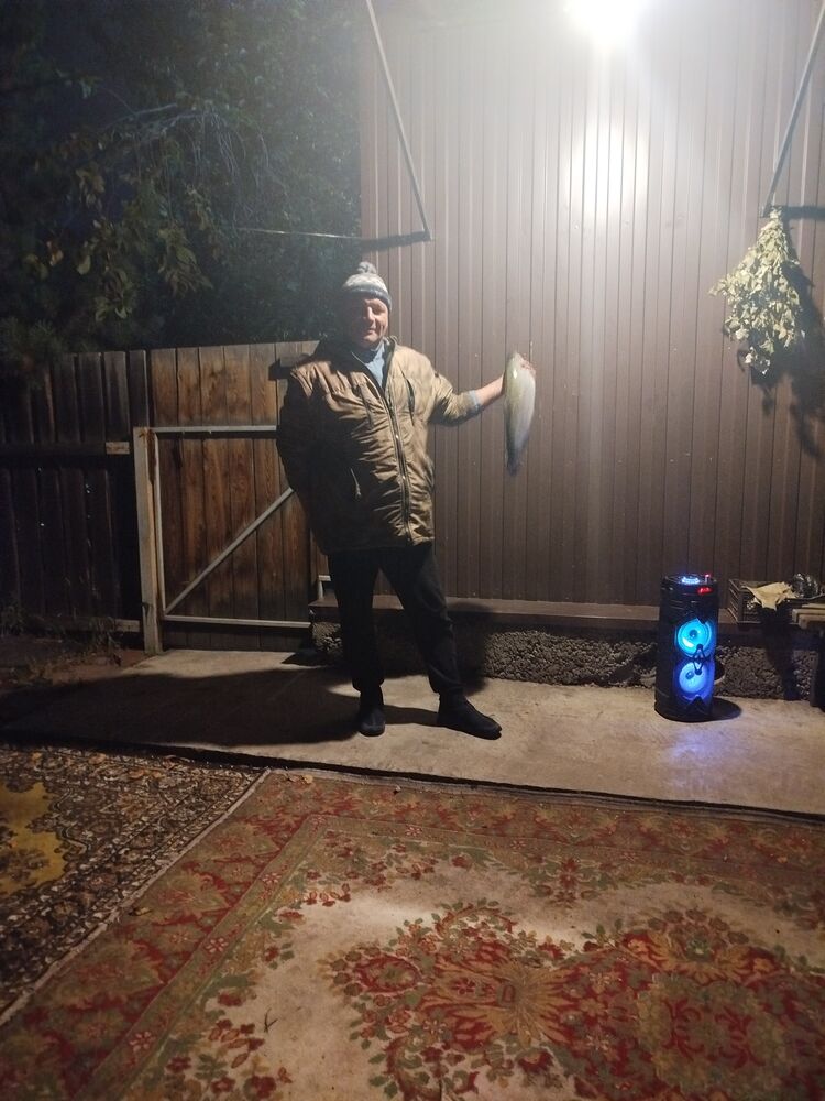  46518967  , 41 ,    