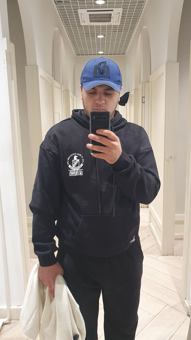  50943087  Musavvir, 25 ,    