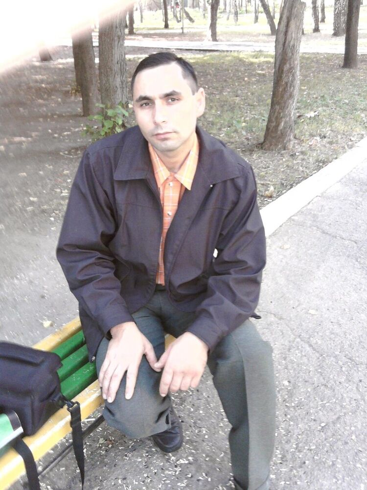  ,   Sergiu, 46 ,   ,   , c 