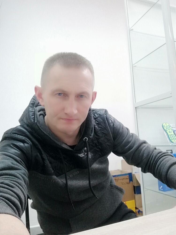 ���� 25731427 ������� Nikolaev, 48 ���, ���� ���������� � �����