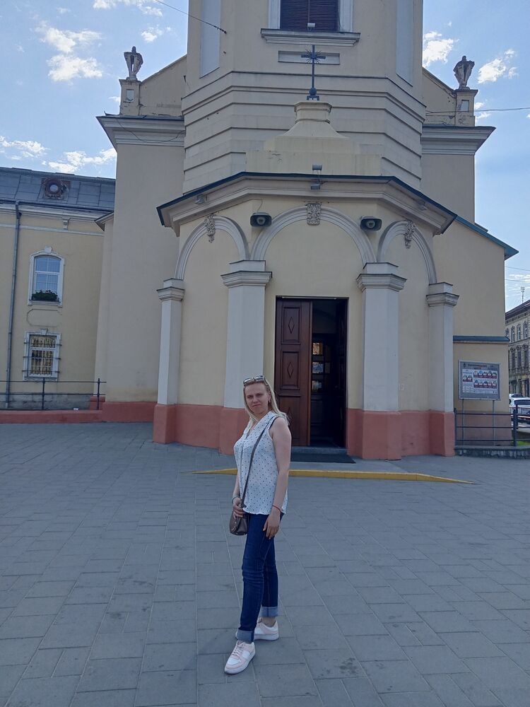  29168107  Svitlana, 39 ,    