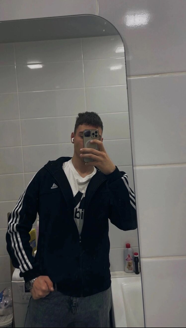  48117117  , 27 ,    