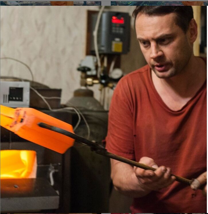  ,   Vlad, 38 ,   ,   