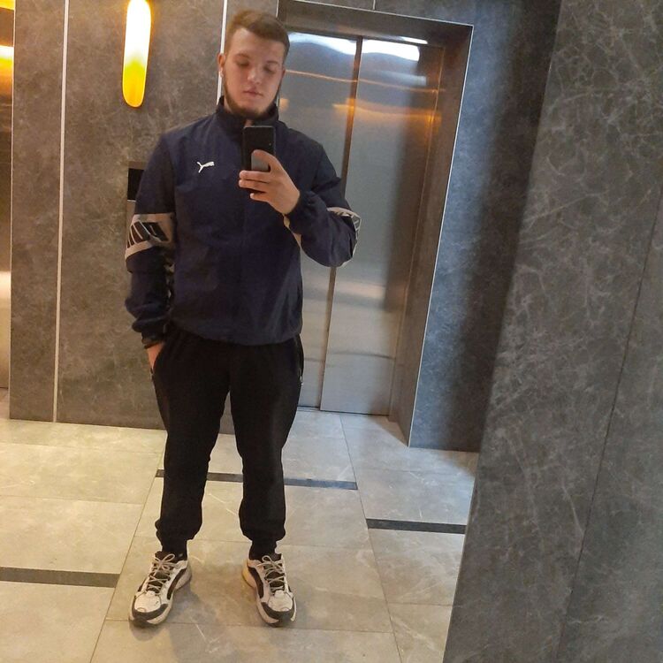  48037537  , 22 ,    