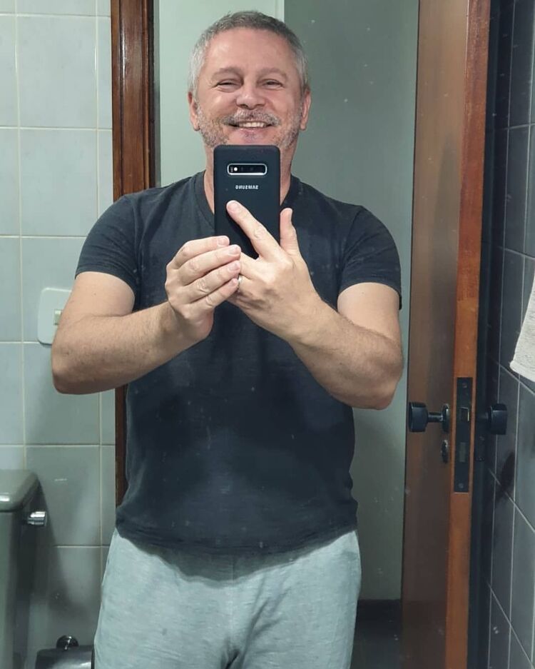  22987467  Davidwilliam, 65 ,    
