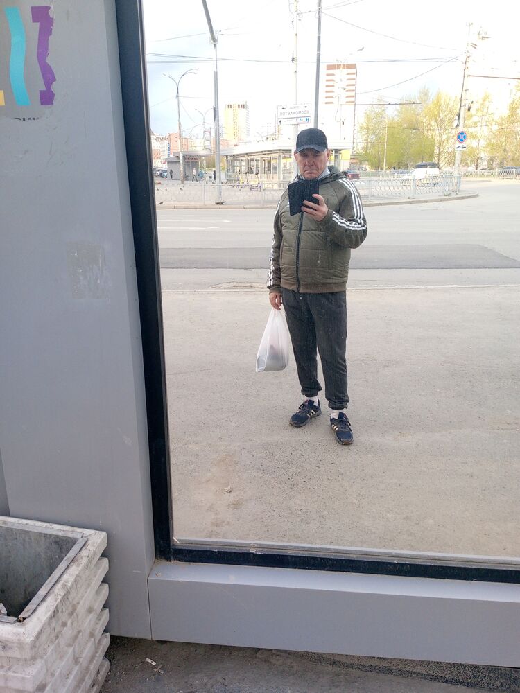  43330457  , 53 ,    