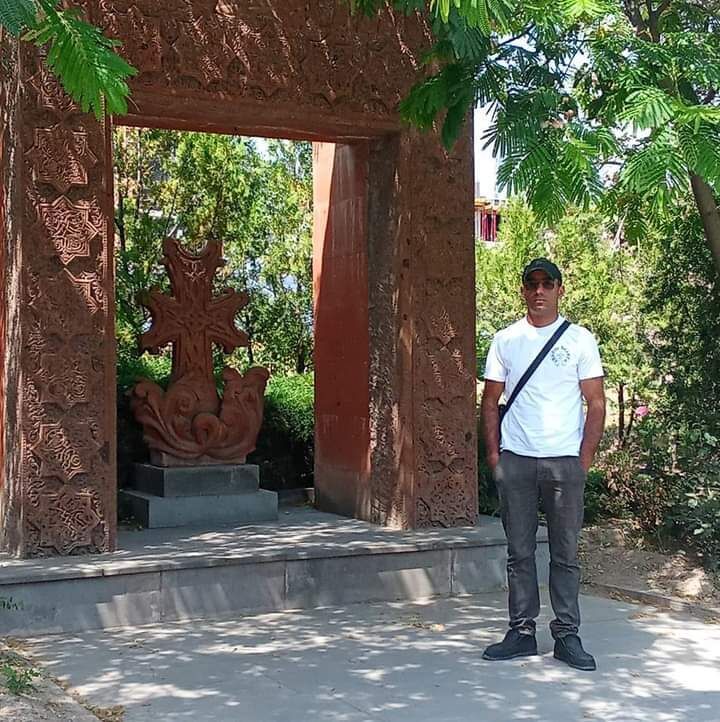  ,   Vahagn, 32 ,   c 