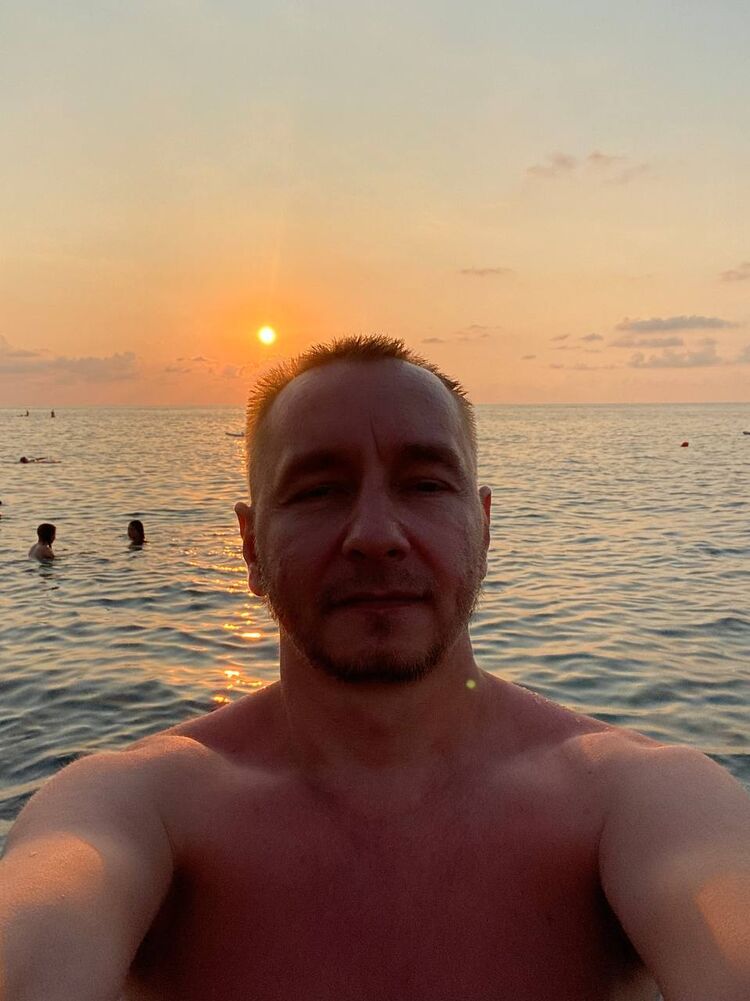  ,   Vladimir, 44 ,   ,   