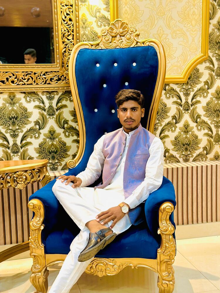  ,   Ihsaan Ijaz, 18 ,   ,   , c 