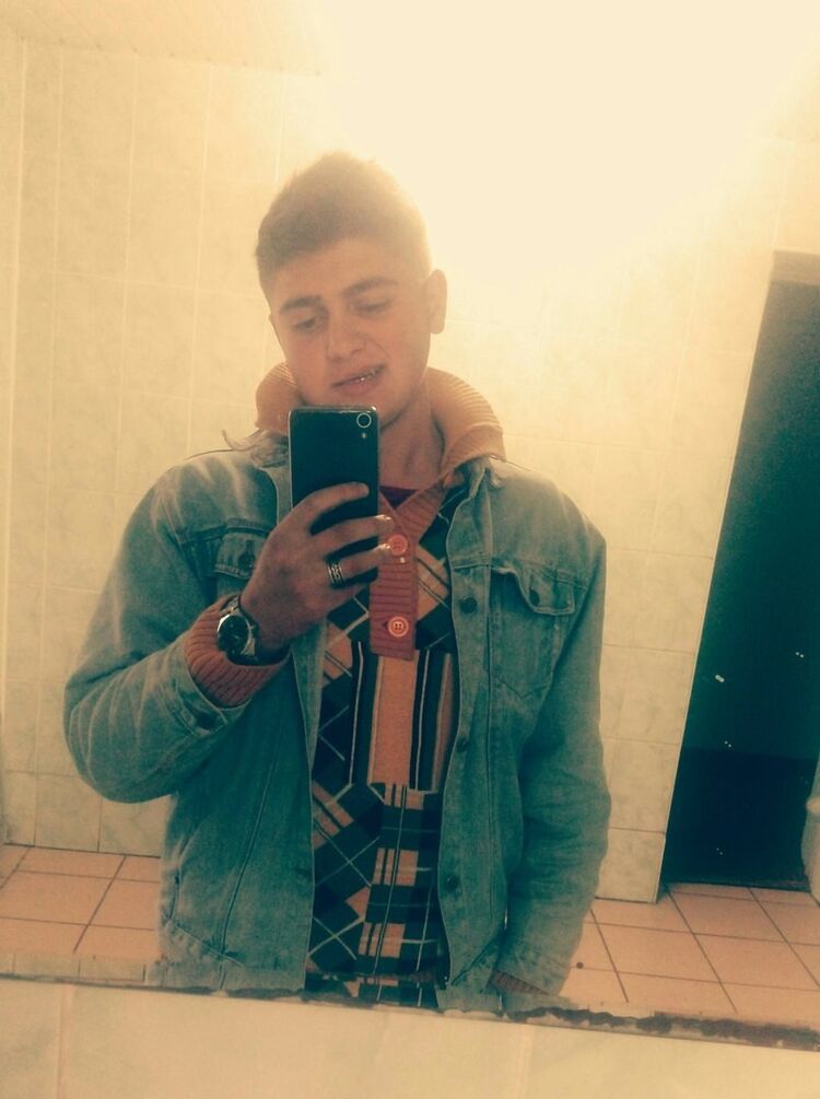  ,   Alik Krik, 28 ,   ,   , c 