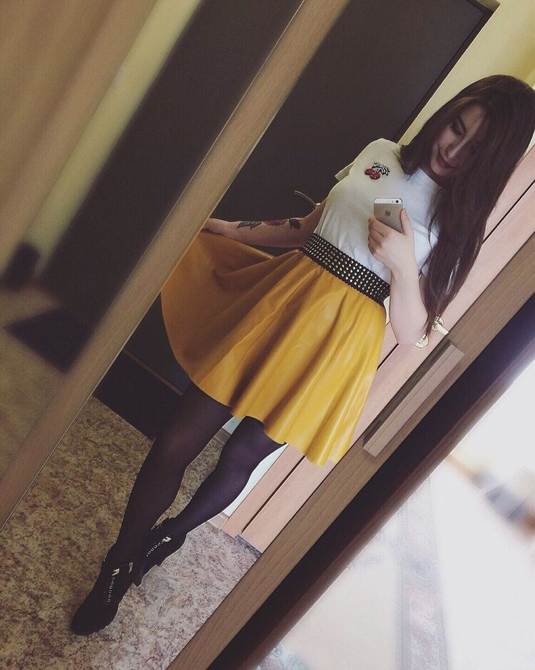  ,   Leyla, 24 ,   ,   , c 