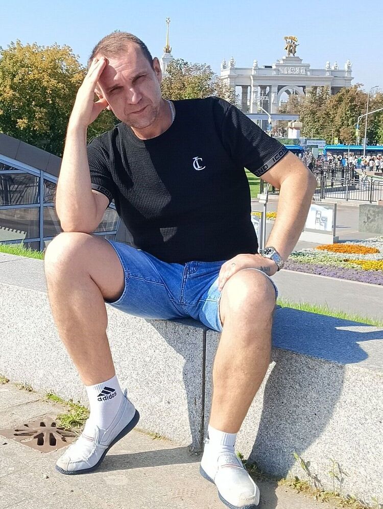  53365777  , 48 ,    