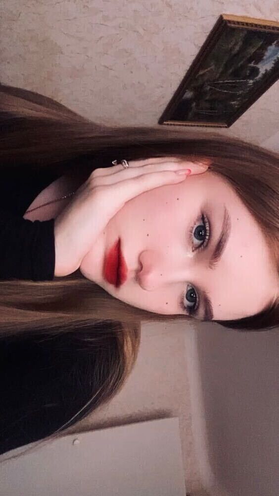  ,   Arina, 20 ,   ,   