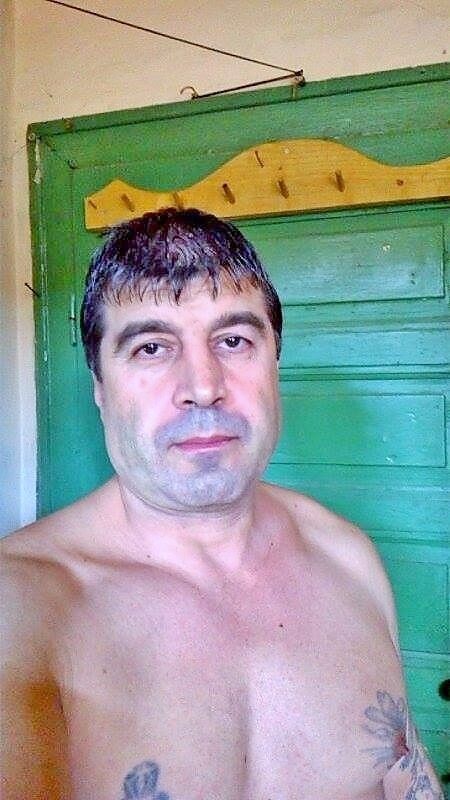  8056447   , 58 ,    