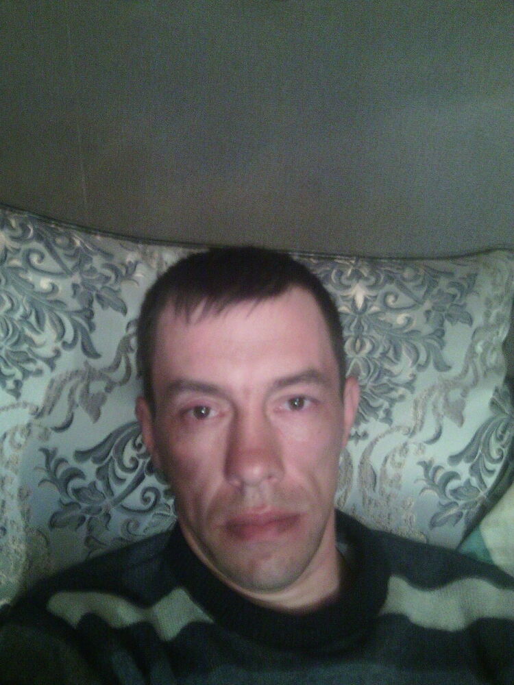  ,   Dima, 44 ,  