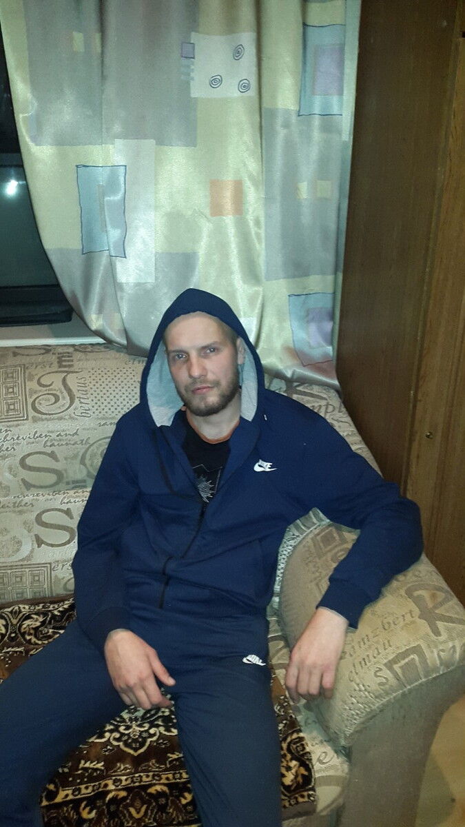  8359337  , 40 ,    -