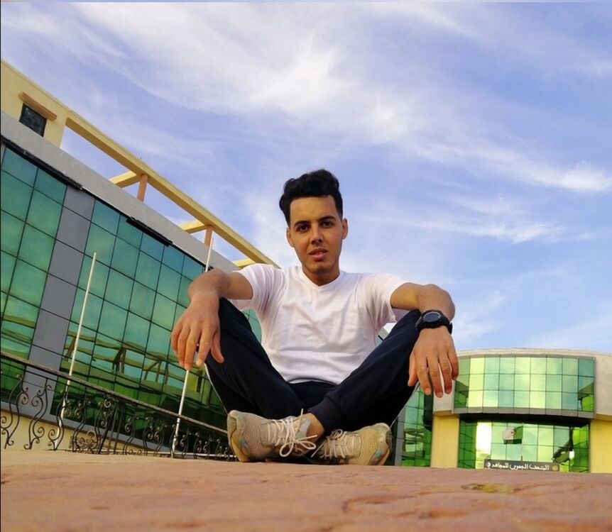 ���� 42512097 ������� Abdu laziz, 33 ����, ���� ���������� � Algiers